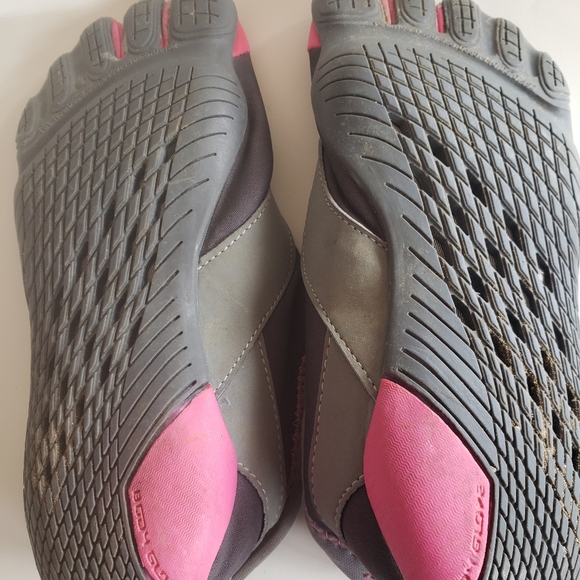 Body Glove 3T Barefoot Cinch size 8 - Picture 6 of 6